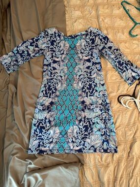 Lilly Pulitzer Blue and White Floral Print Top